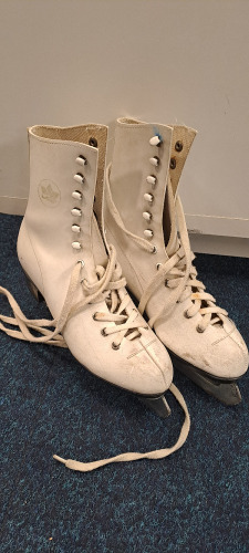 Bazar - dívčí brusle