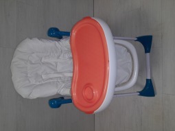 Bazar - jídelní židlička