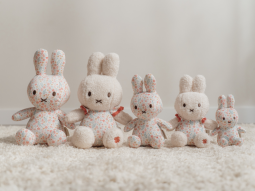 Králíček Miffy textilní Lucky Blossom 20 cm